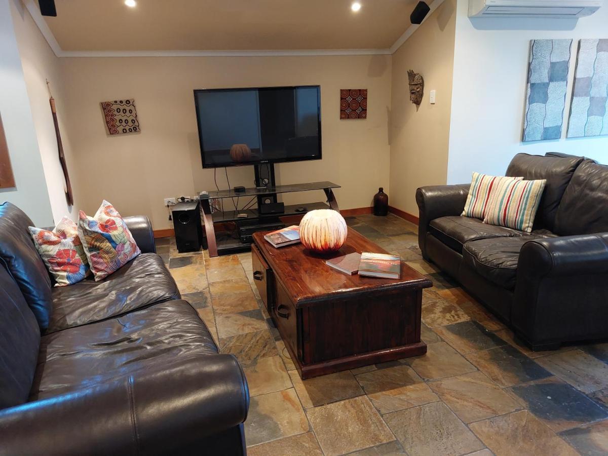 Wilmots On Dixon Bed and Breakfast Alice Springs Exteriör bild
