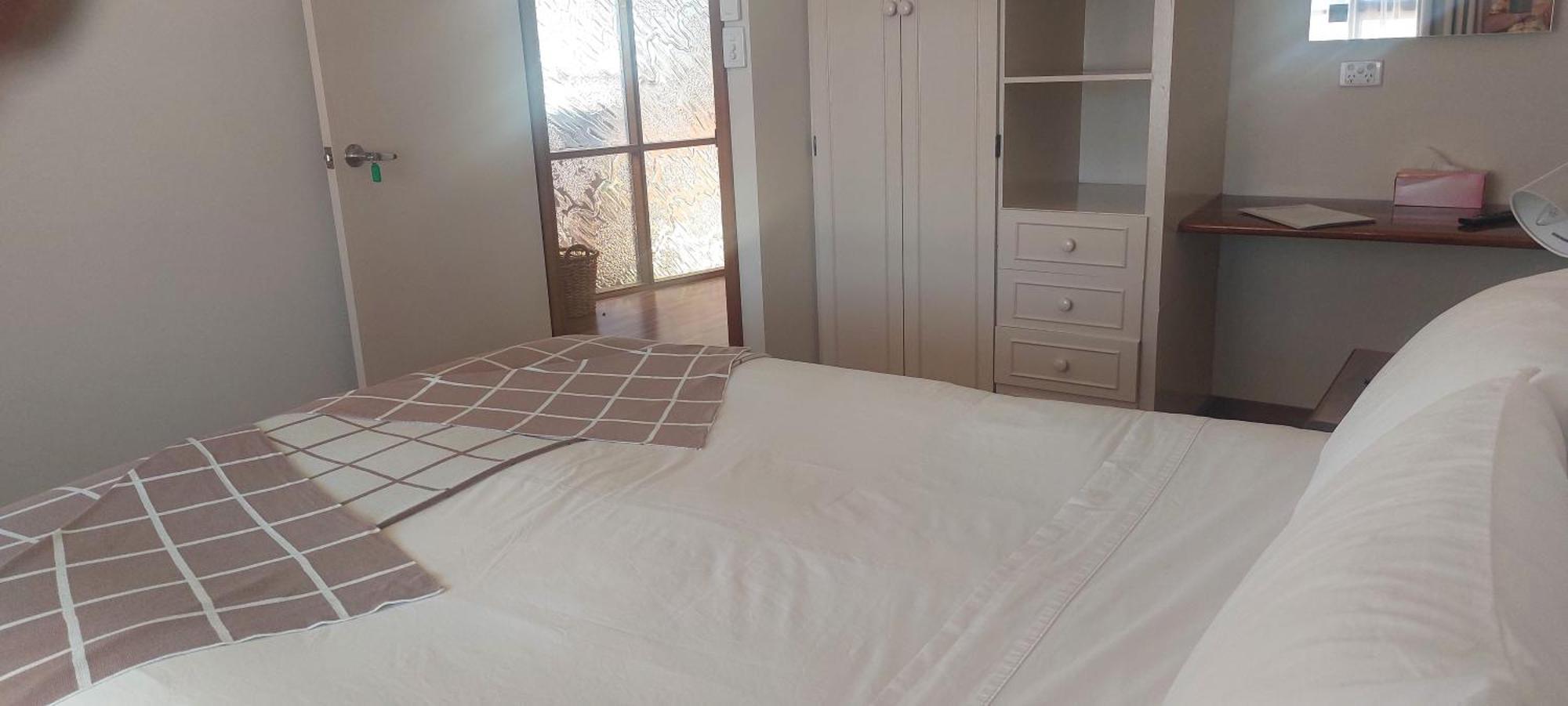 Wilmots On Dixon Bed and Breakfast Alice Springs Exteriör bild