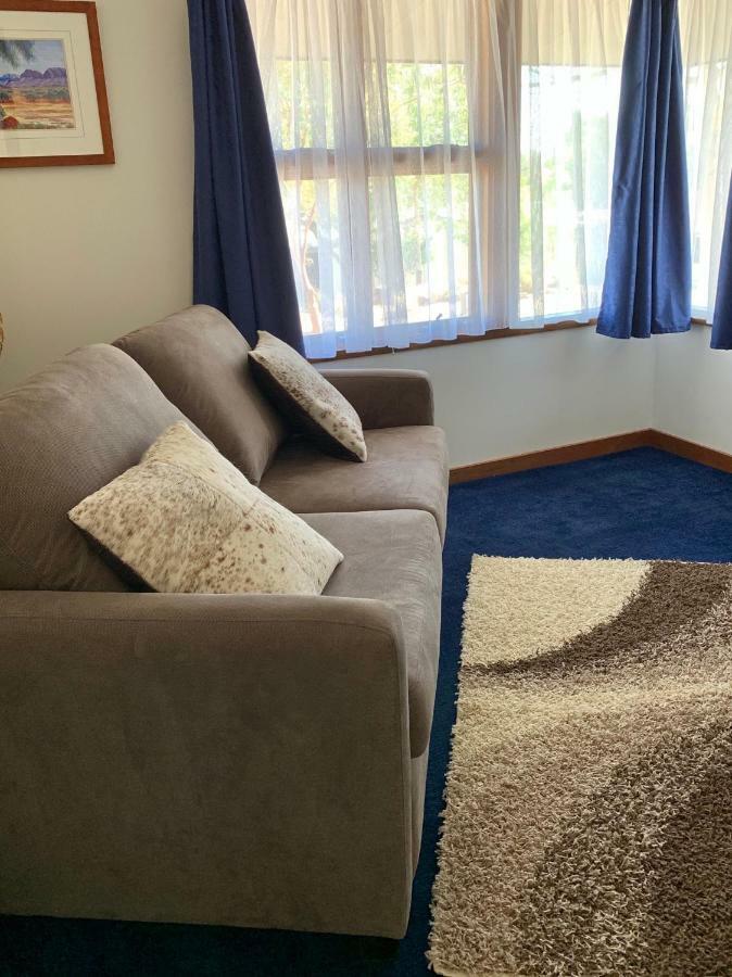 Wilmots On Dixon Bed and Breakfast Alice Springs Exteriör bild